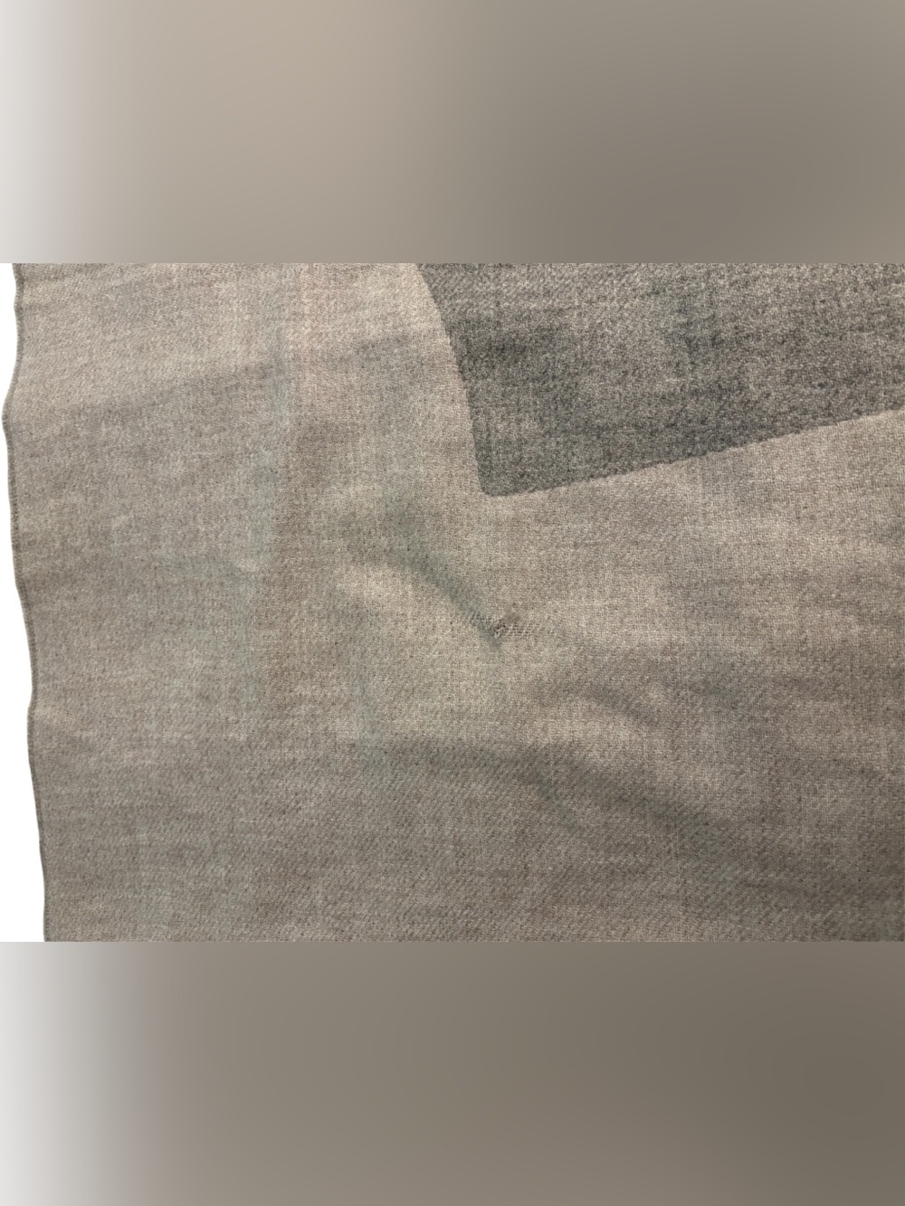 Radley London Block Dog Scarf – Oatmeal/Grey - Picture 9 of 9